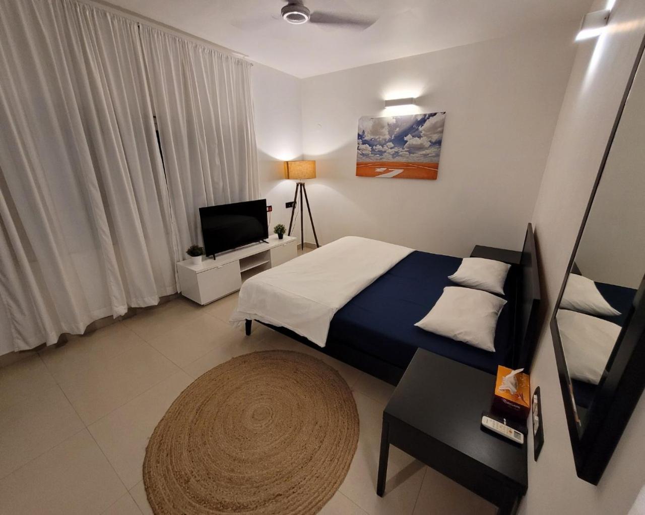 Lotus Korean Hotel Bengaluru Zewnętrze zdjęcie